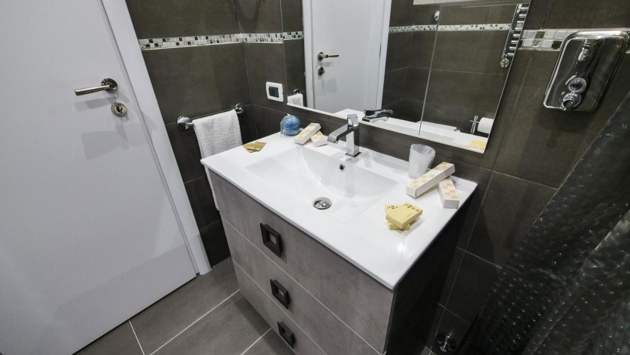 Home Suites Giolitti Roma Dış mekan fotoğraf